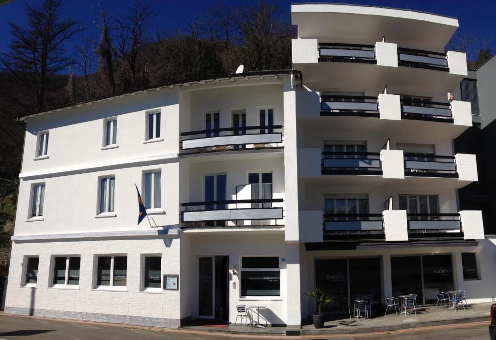 Hotel Garni Battello Melide ภายนอก รูปภาพ