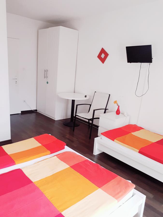 Hotel Garni Battello Melide ภายนอก รูปภาพ