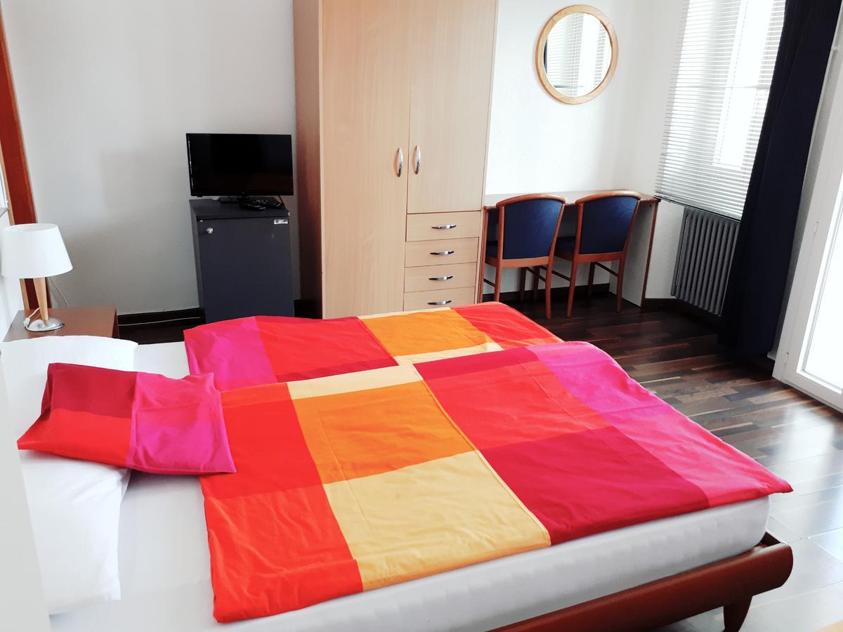Hotel Garni Battello Melide ภายนอก รูปภาพ