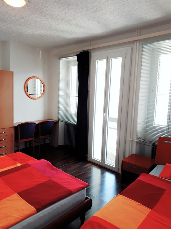 Hotel Garni Battello Melide ภายนอก รูปภาพ
